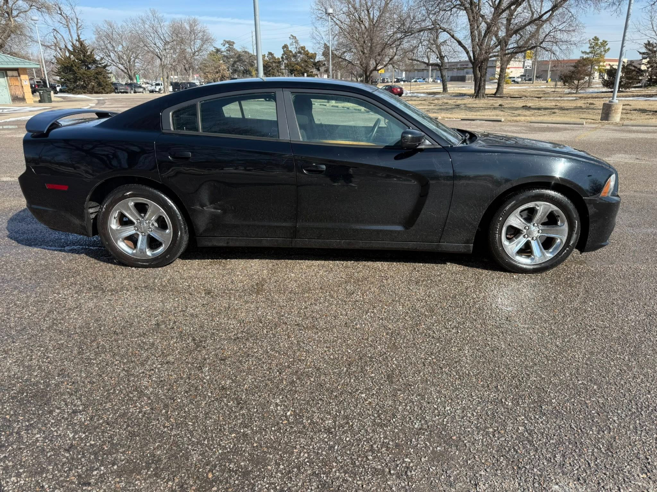 Dodge Charger SE 2014