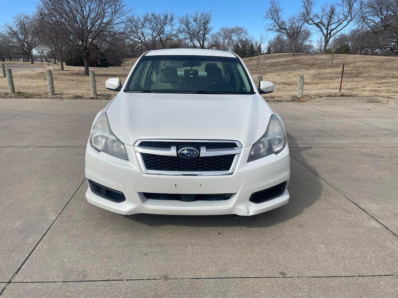 Subaru Legacy 2.5i Premium 2013