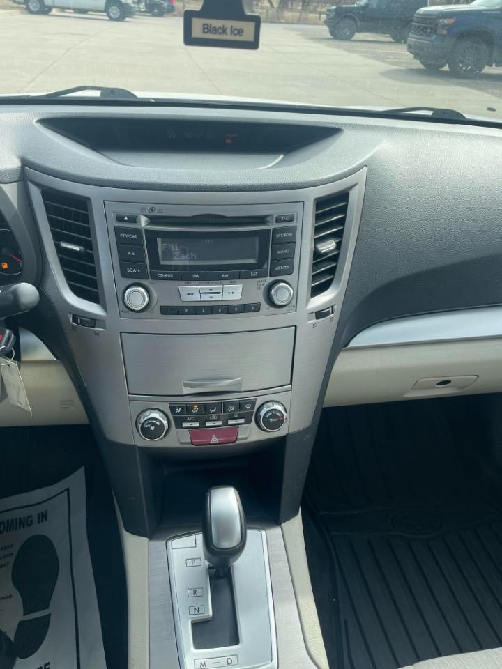 Subaru Legacy 2.5i Premium 2013