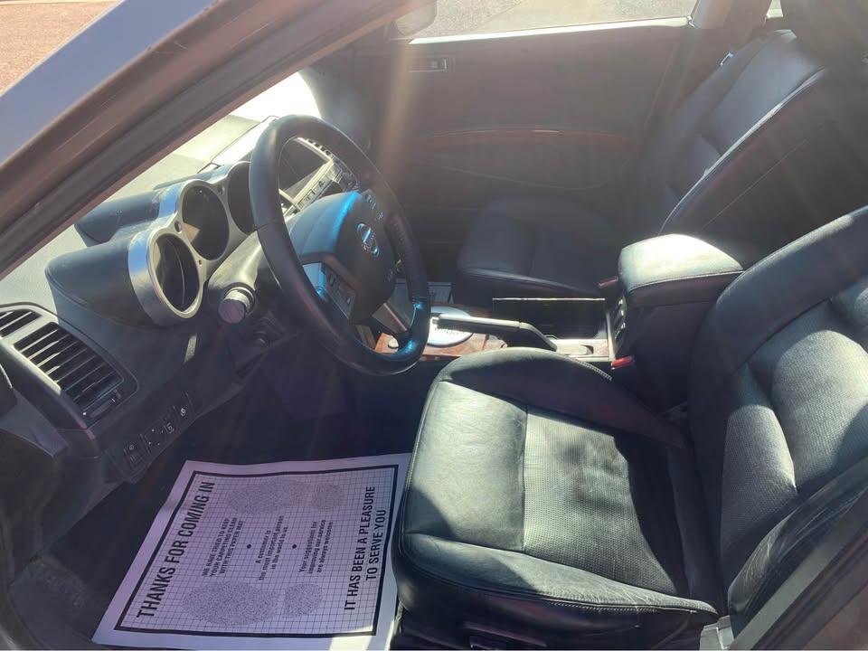 Nissan Maxima SE 2004