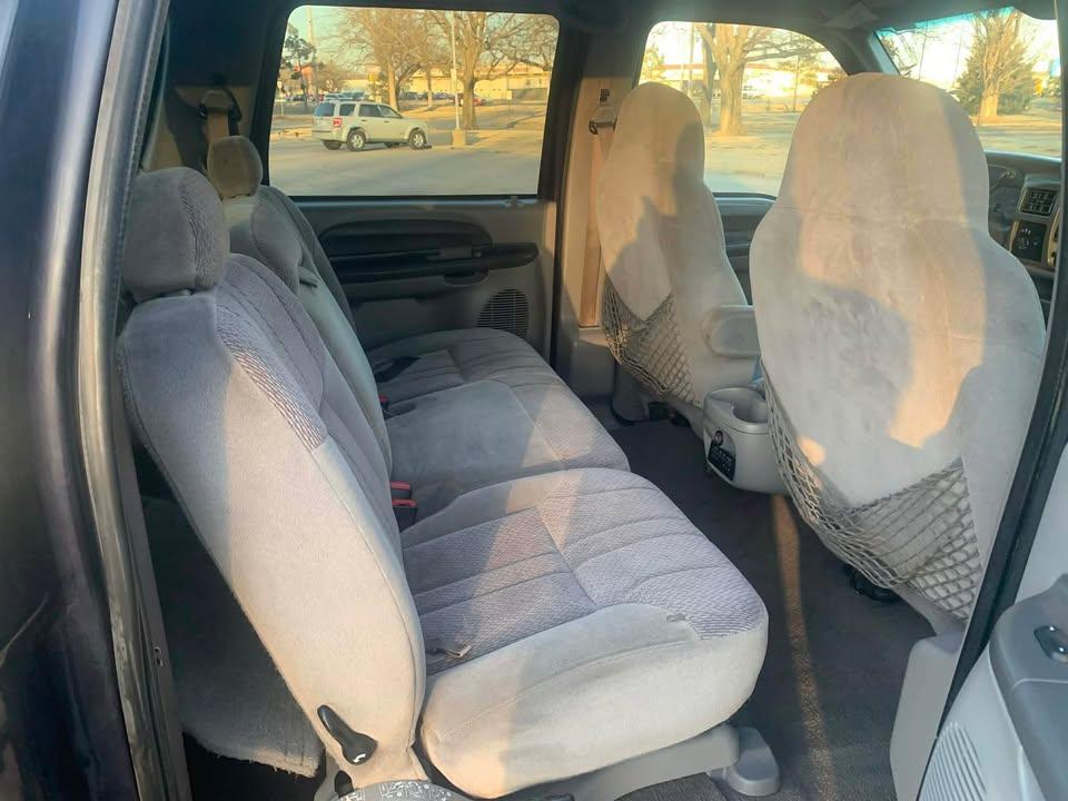 Ford Excursion XLT 4WD 2001