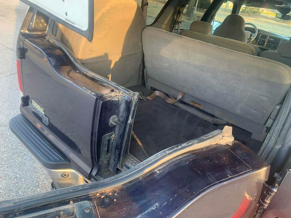 Ford Excursion XLT 4WD 2001