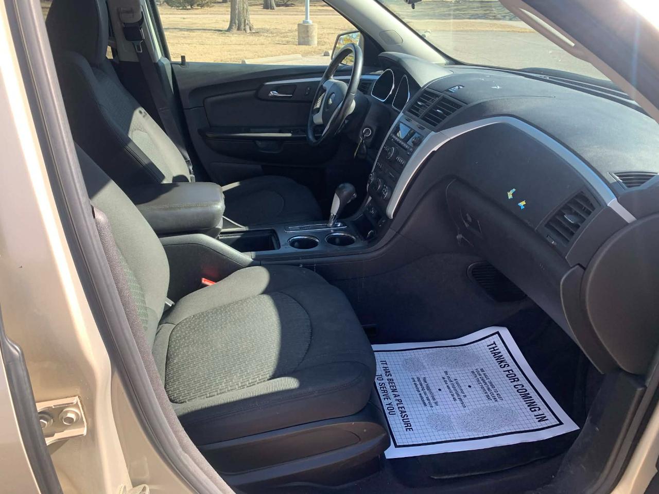 Chevrolet Traverse LT FWD 2012