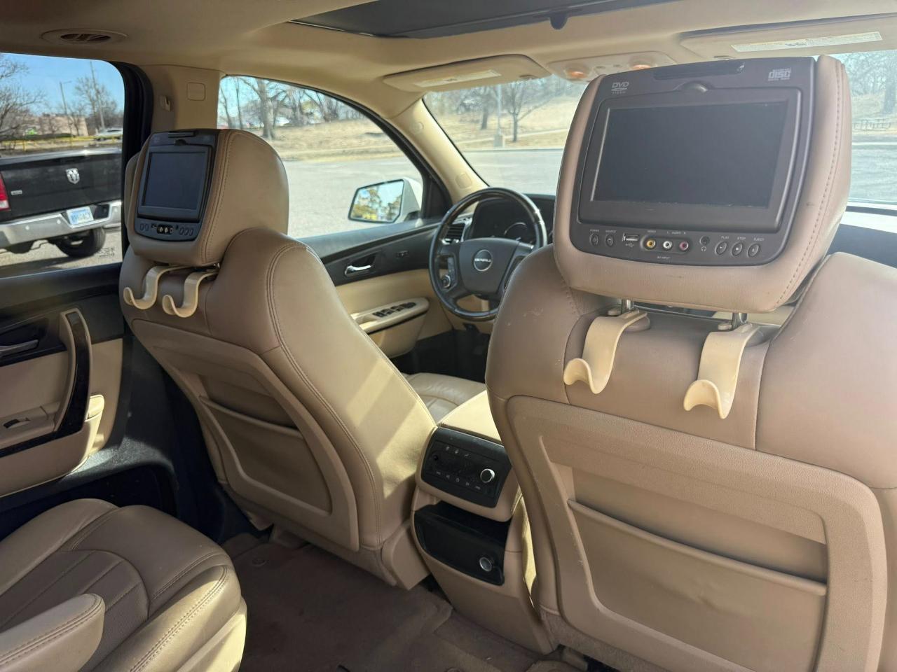 GMC Acadia Denali AWD 2012