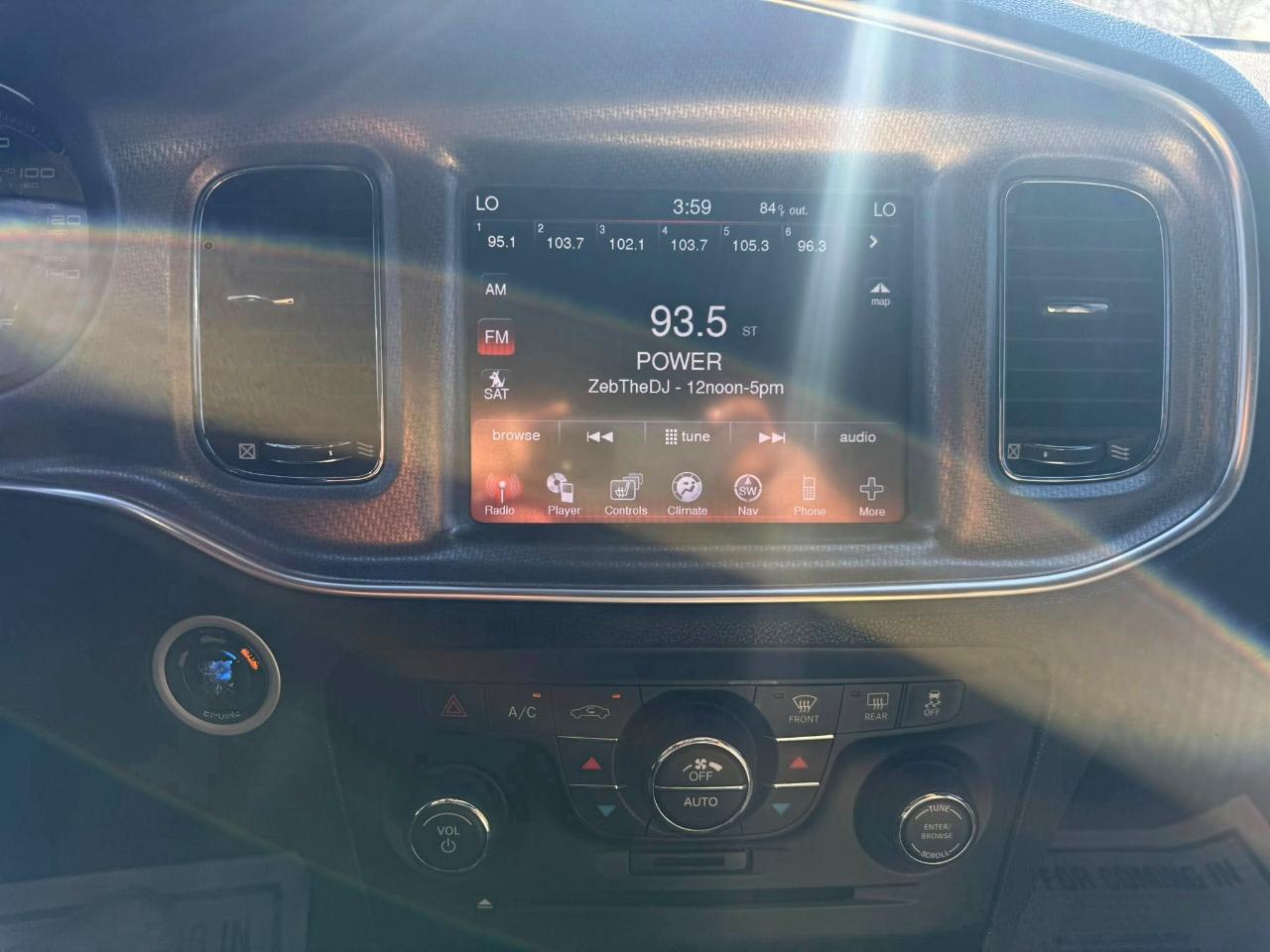 Dodge Charger SE 2011