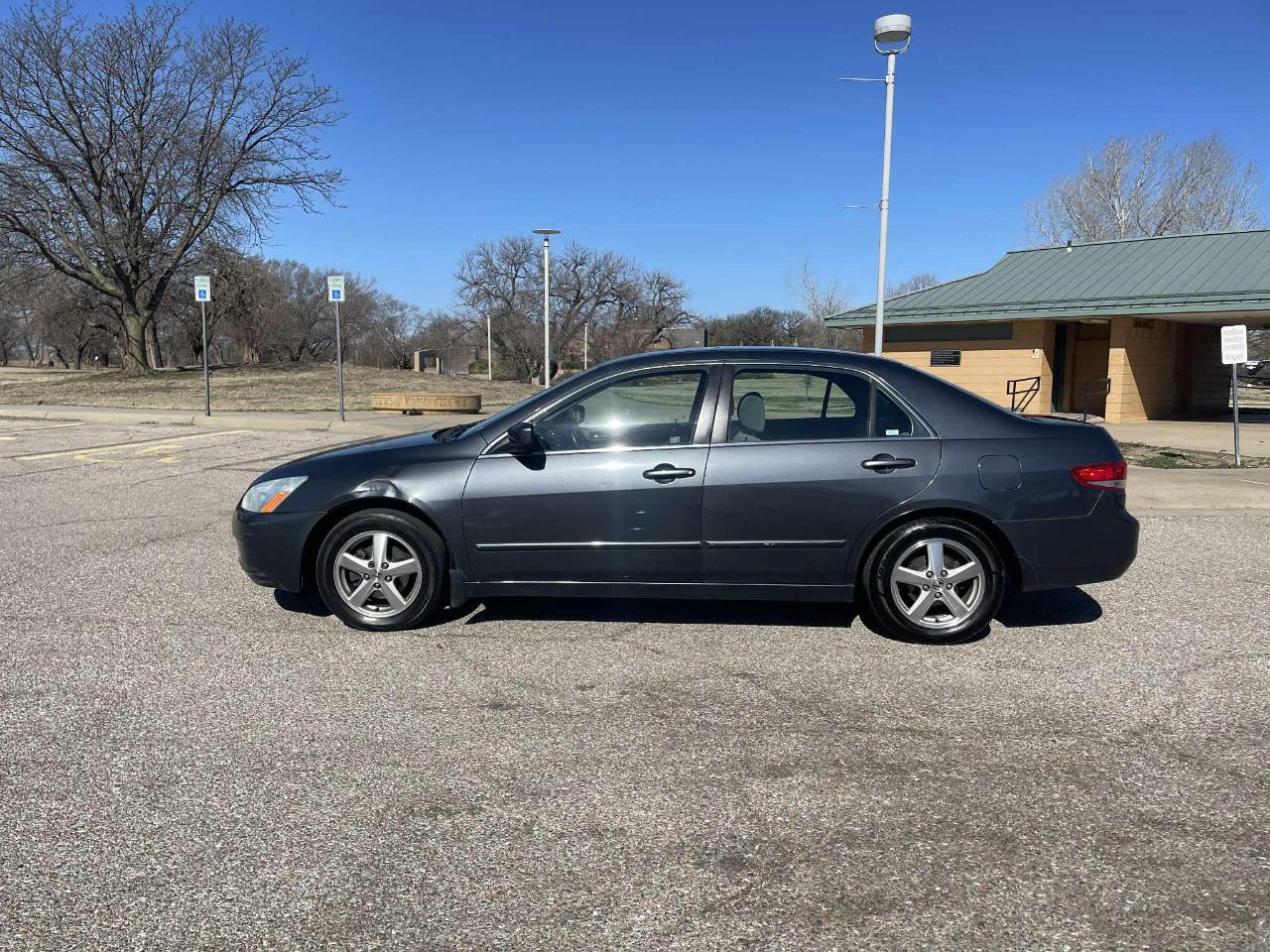 Honda Accord EX-L Sedan AT with XM Radio 2004