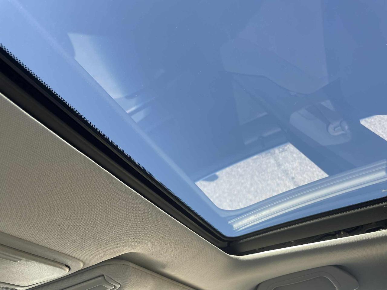 Honda Accord EX-L Sedan AT with XM Radio 2004