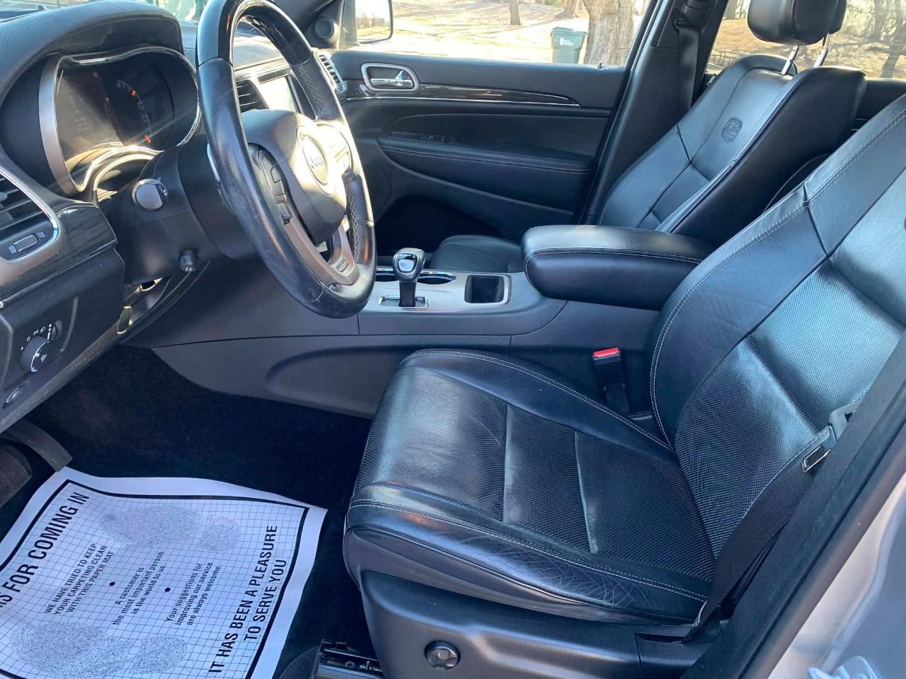 Jeep Grand Cherokee Overland 2WD 2014