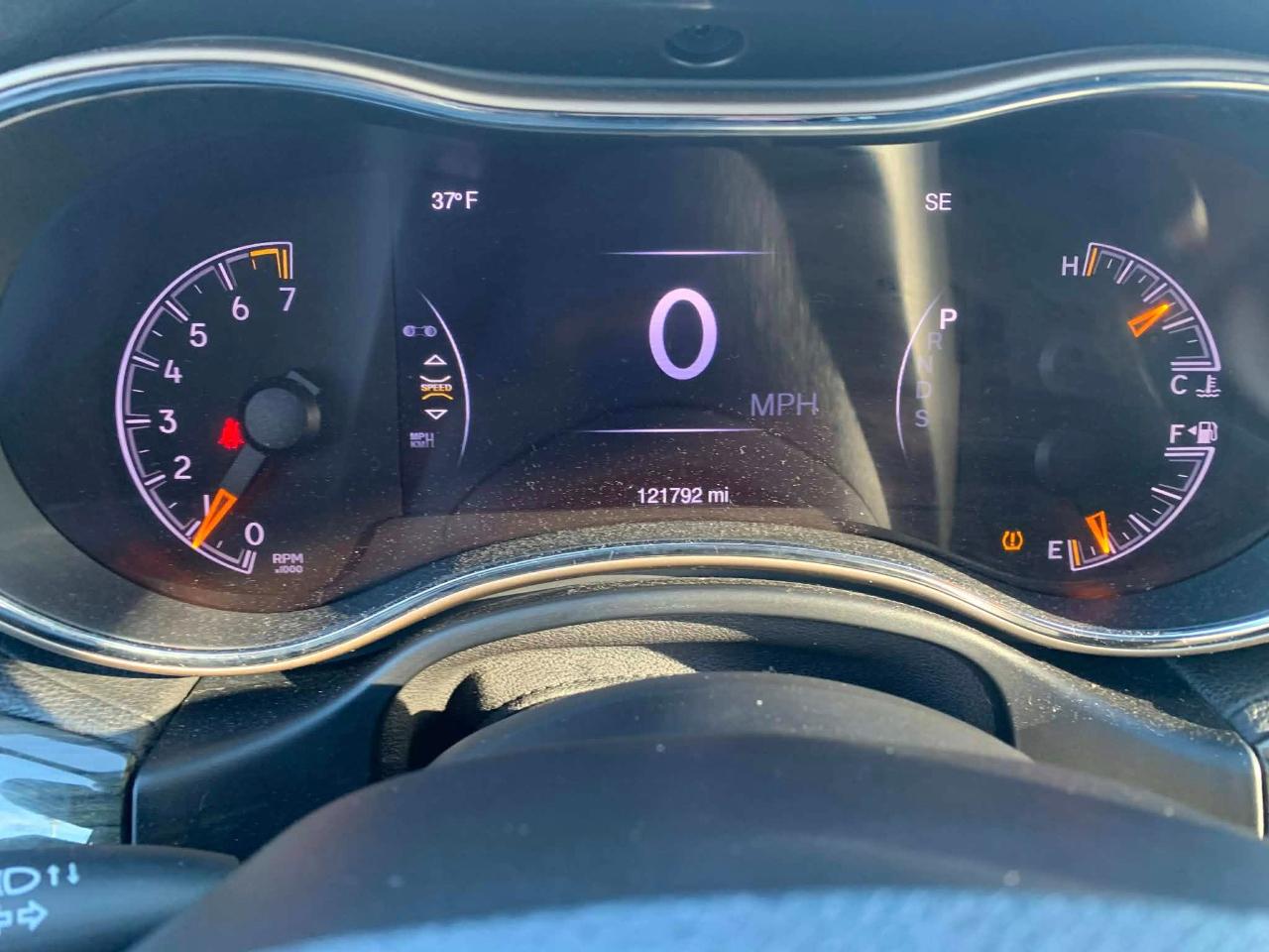 Jeep Grand Cherokee Overland 2WD 2014