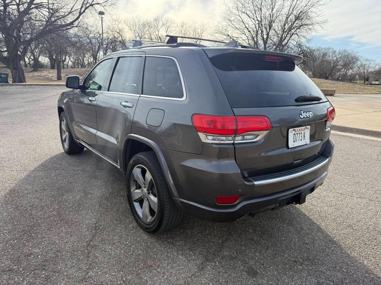 Jeep Grand Cherokee Overland 2WD 2015