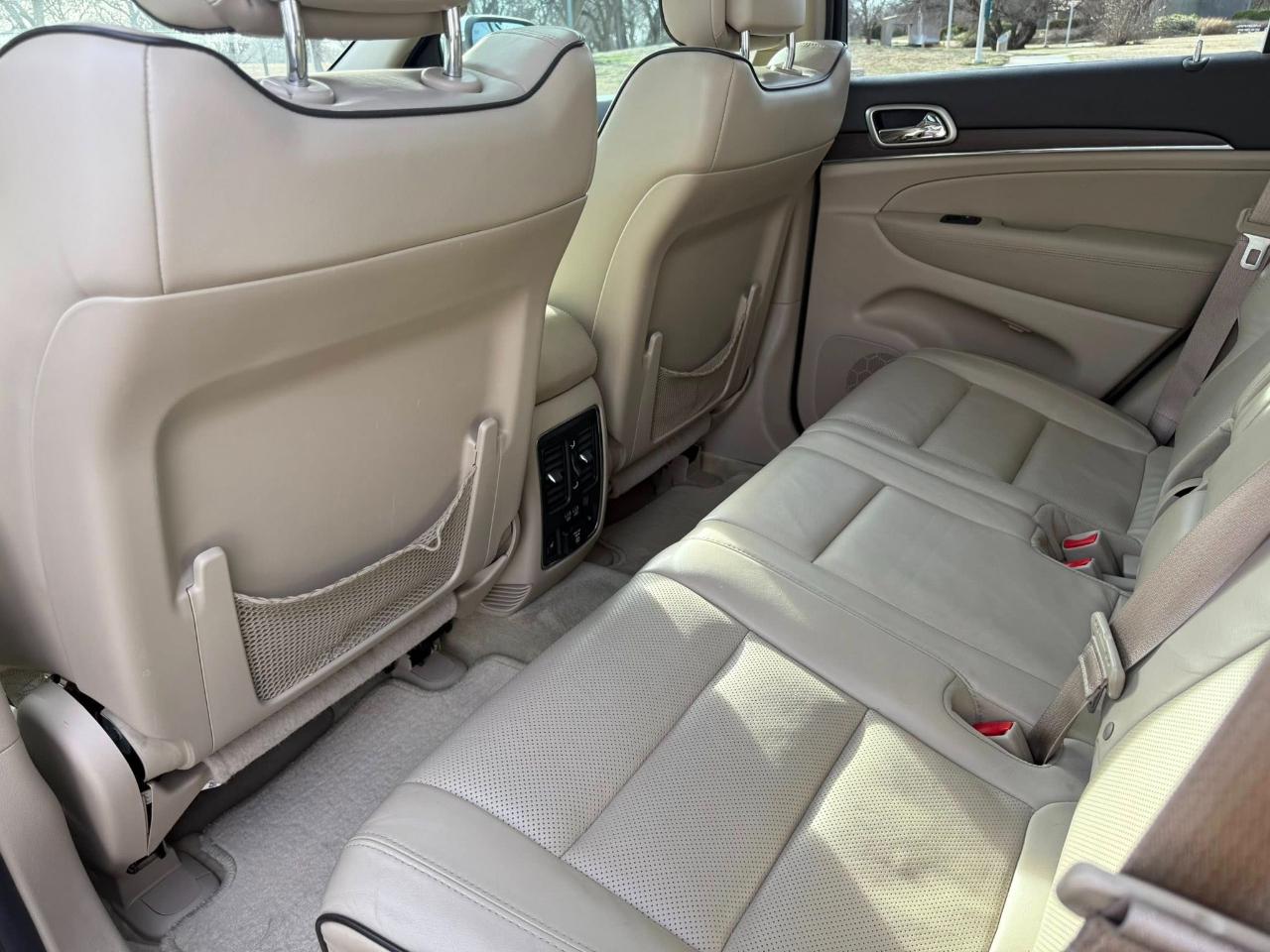 Jeep Grand Cherokee Overland 2WD 2015