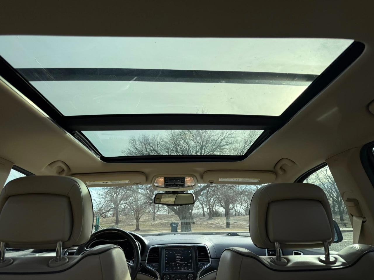 Jeep Grand Cherokee Overland 2WD 2015