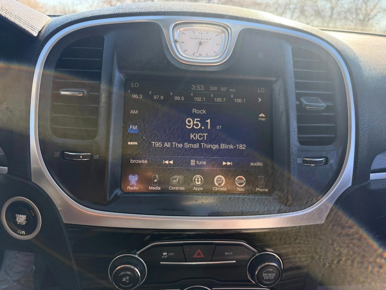 Chrysler 300 Limited RWD 2016