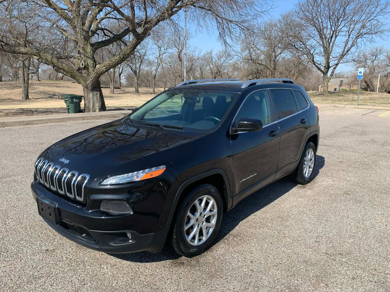 Jeep Cherokee Latitude FWD 2014