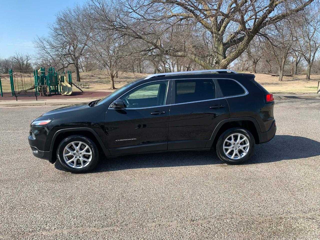 Jeep Cherokee Latitude FWD 2014