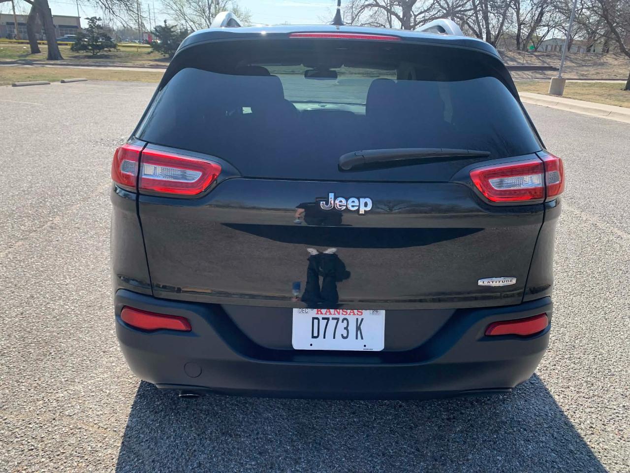 Jeep Cherokee Latitude FWD 2014