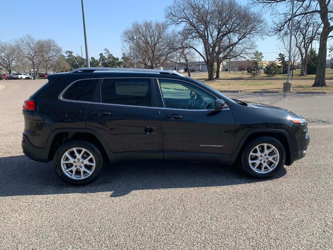 Jeep Cherokee Latitude FWD 2014