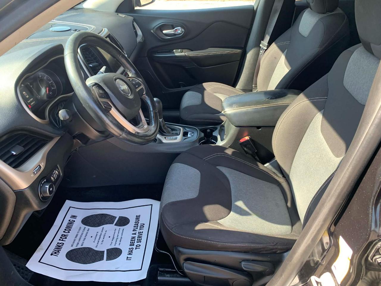 Jeep Cherokee Latitude FWD 2014