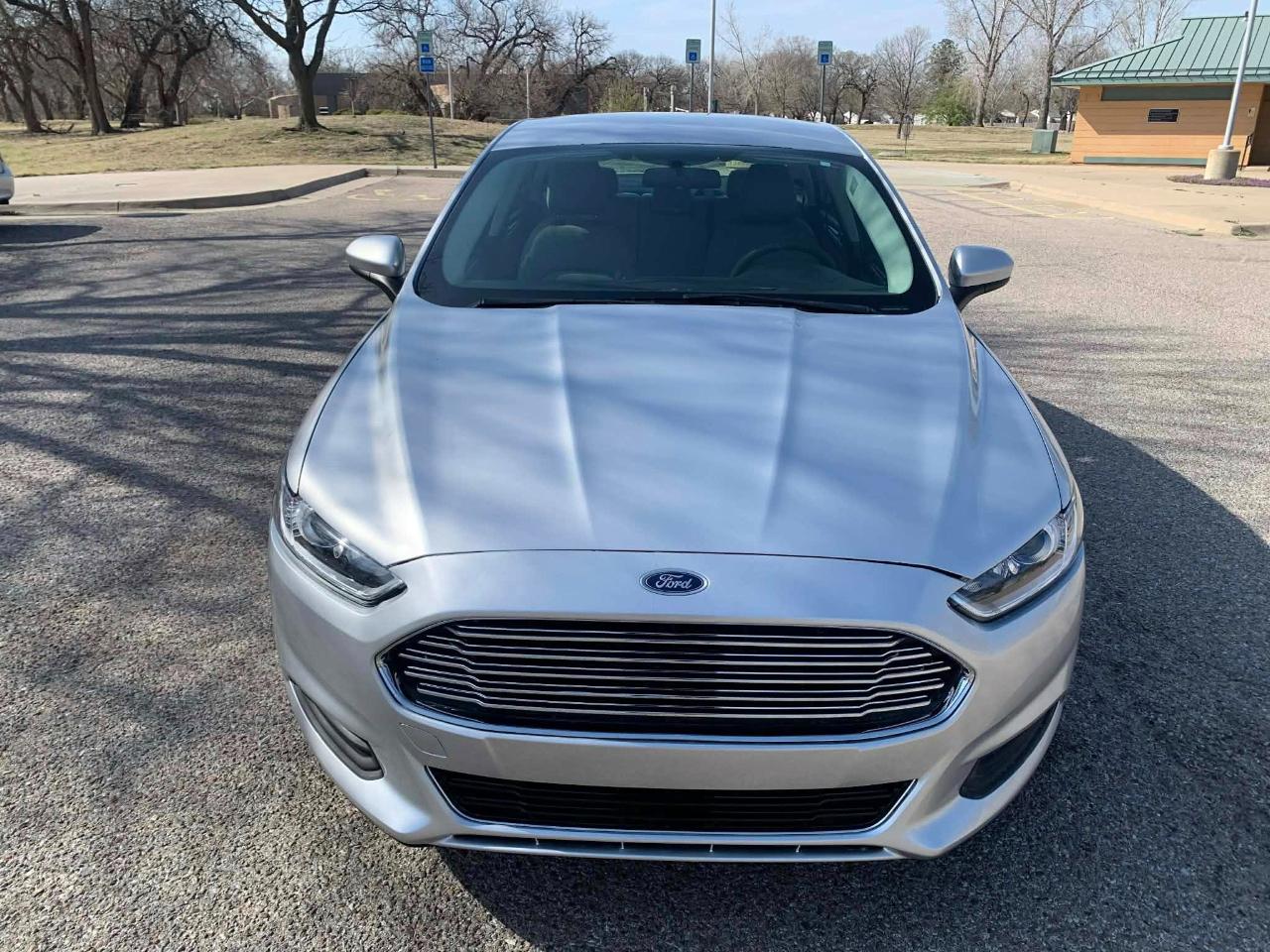 Ford Fusion Hybrid S 2015