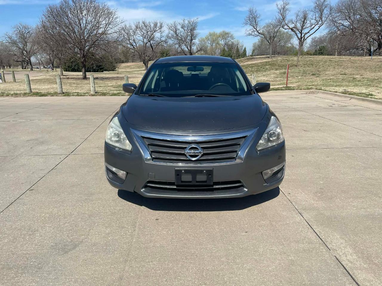 Nissan Altima 2.5 SV 2015