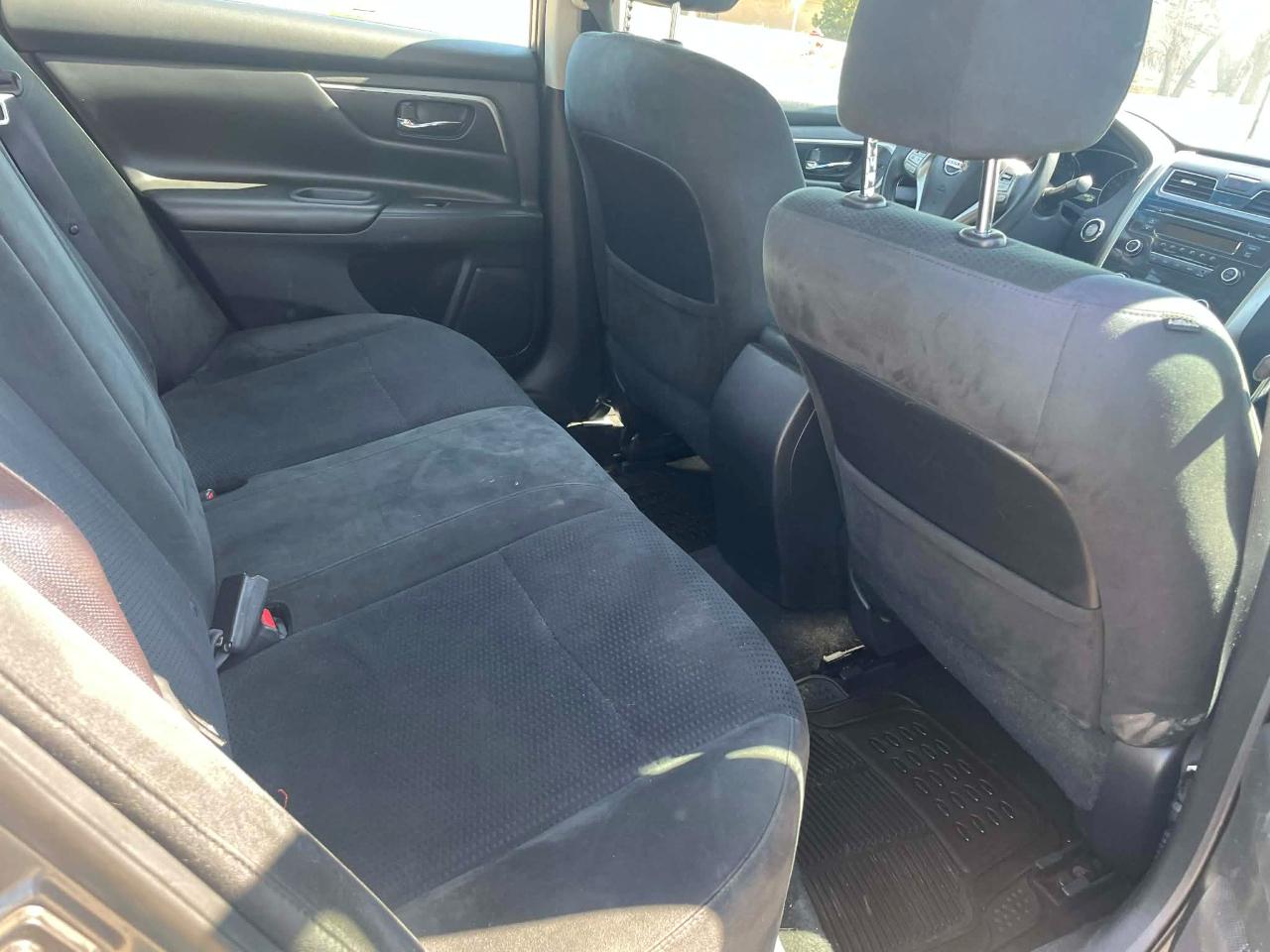 Nissan Altima 2.5 SV 2015