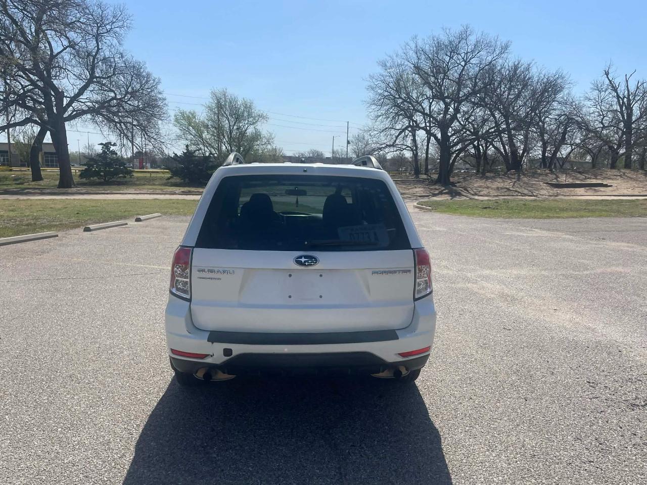 Subaru Forester 2.5X Touring 2011