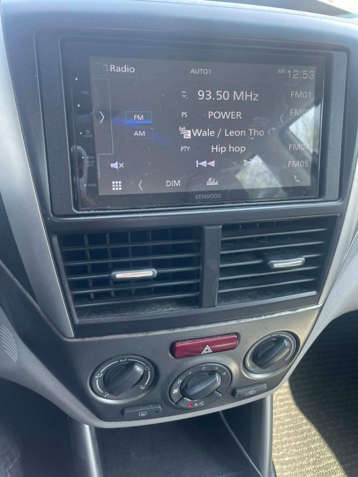 Subaru Forester 2.5X Touring 2011