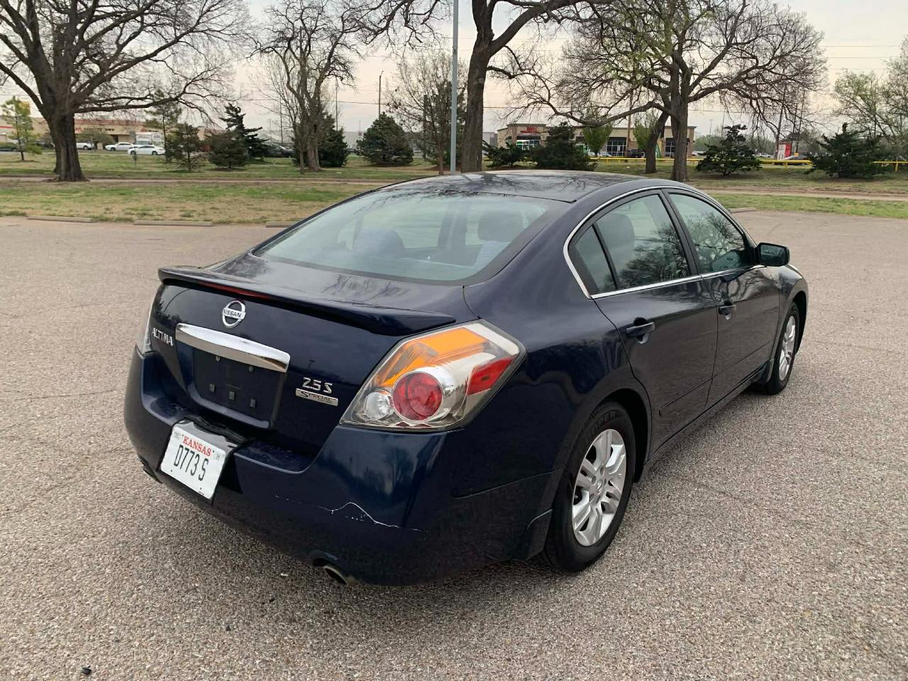 Nissan Altima 2.5 S 2011