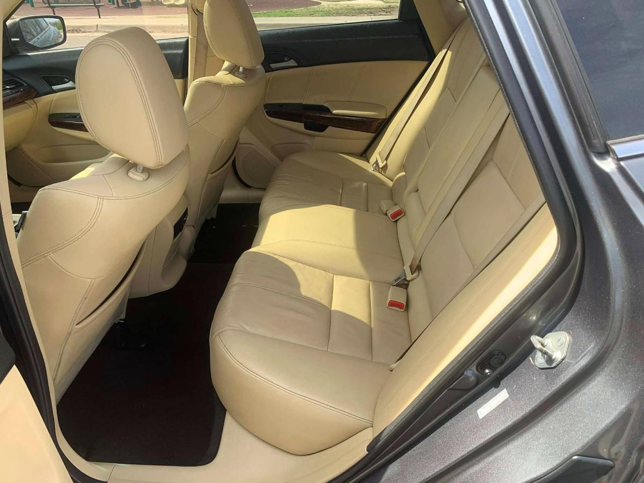 Honda Accord Crosstour EX-L 4WD 5-Spd AT 2010