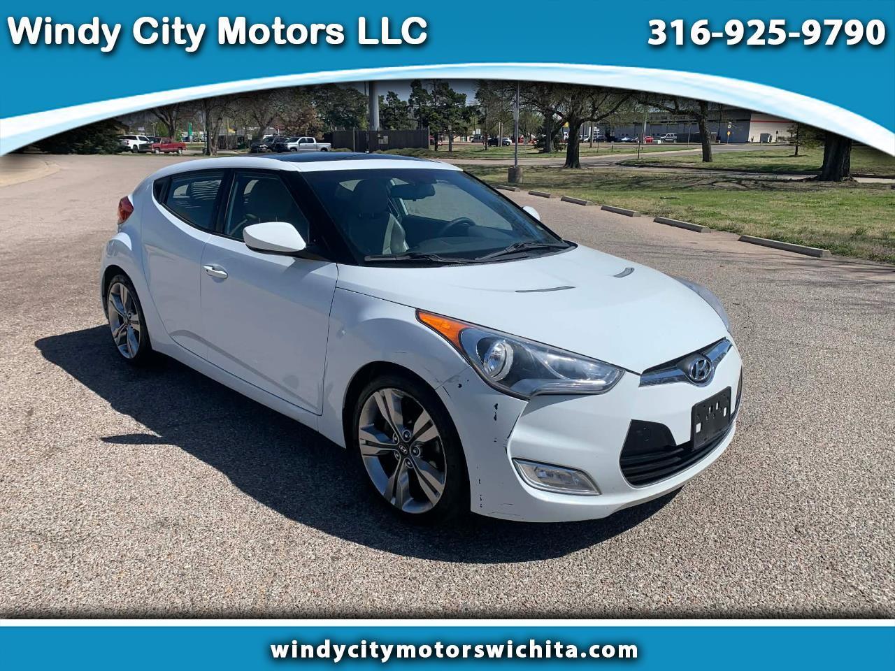 Hyundai Veloster Base 2012