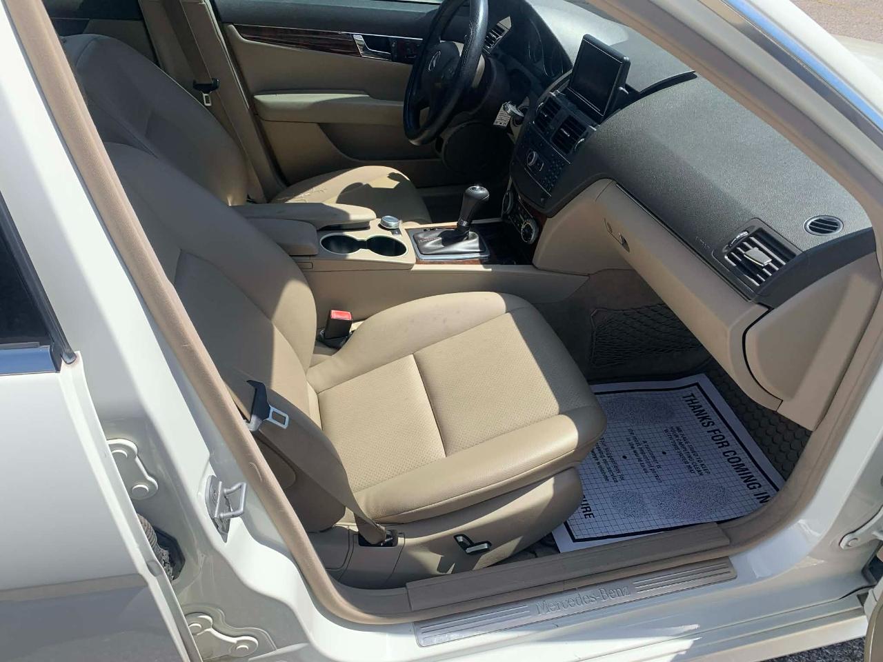 Mercedes-Benz C-Class C300 4MATIC Sport Sedan 2010