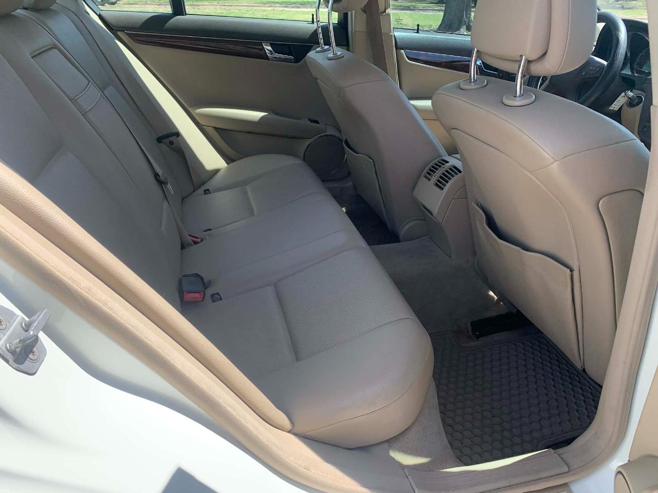 Mercedes-Benz C-Class C300 4MATIC Sport Sedan 2010