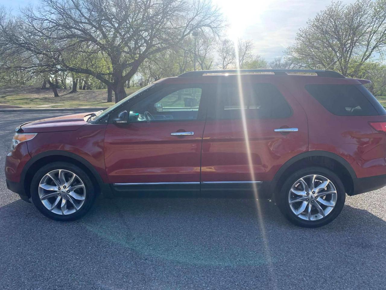 Ford Explorer XLT FWD 2013