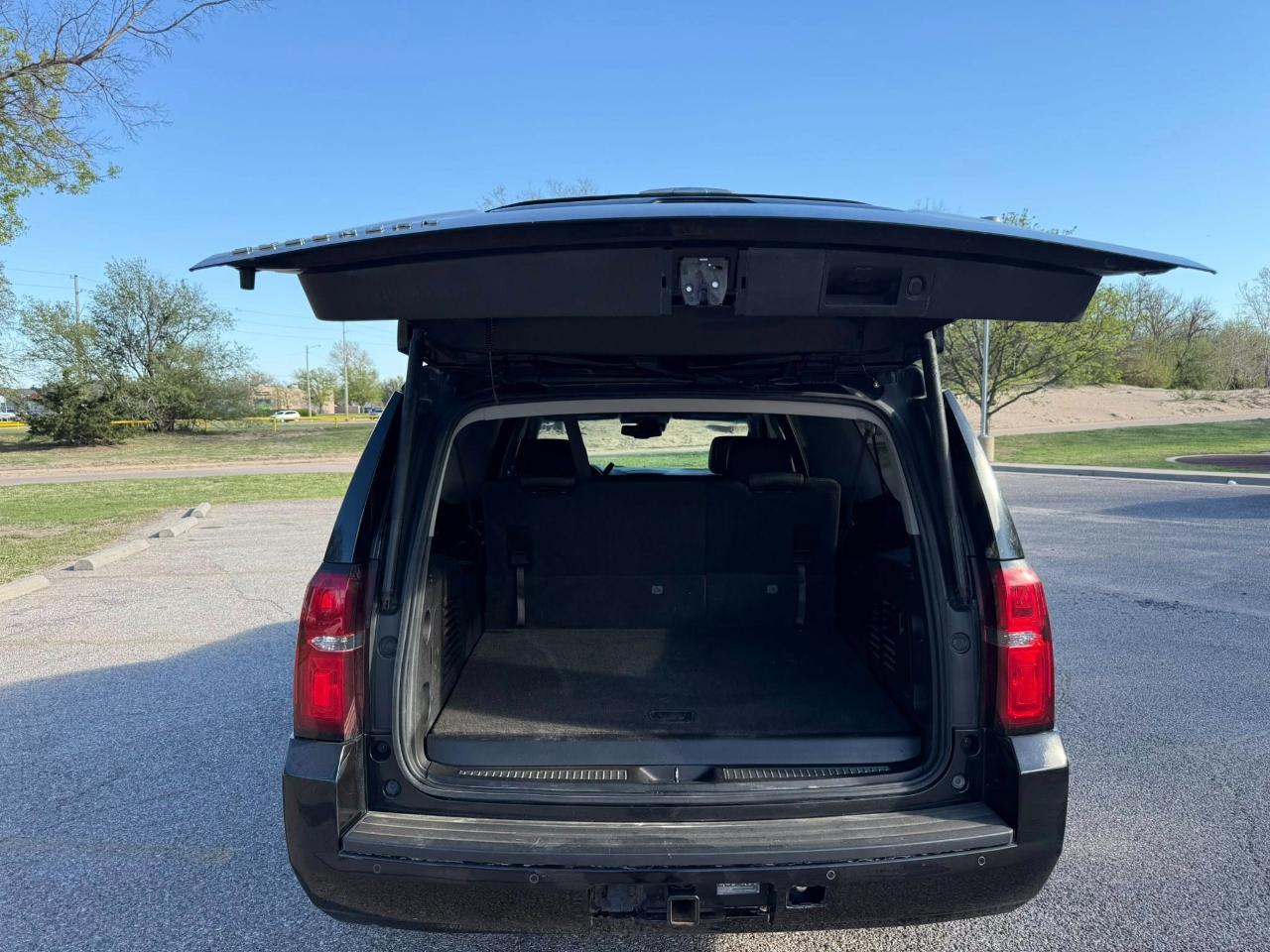 Chevrolet Suburban LT 1500 4WD 2015