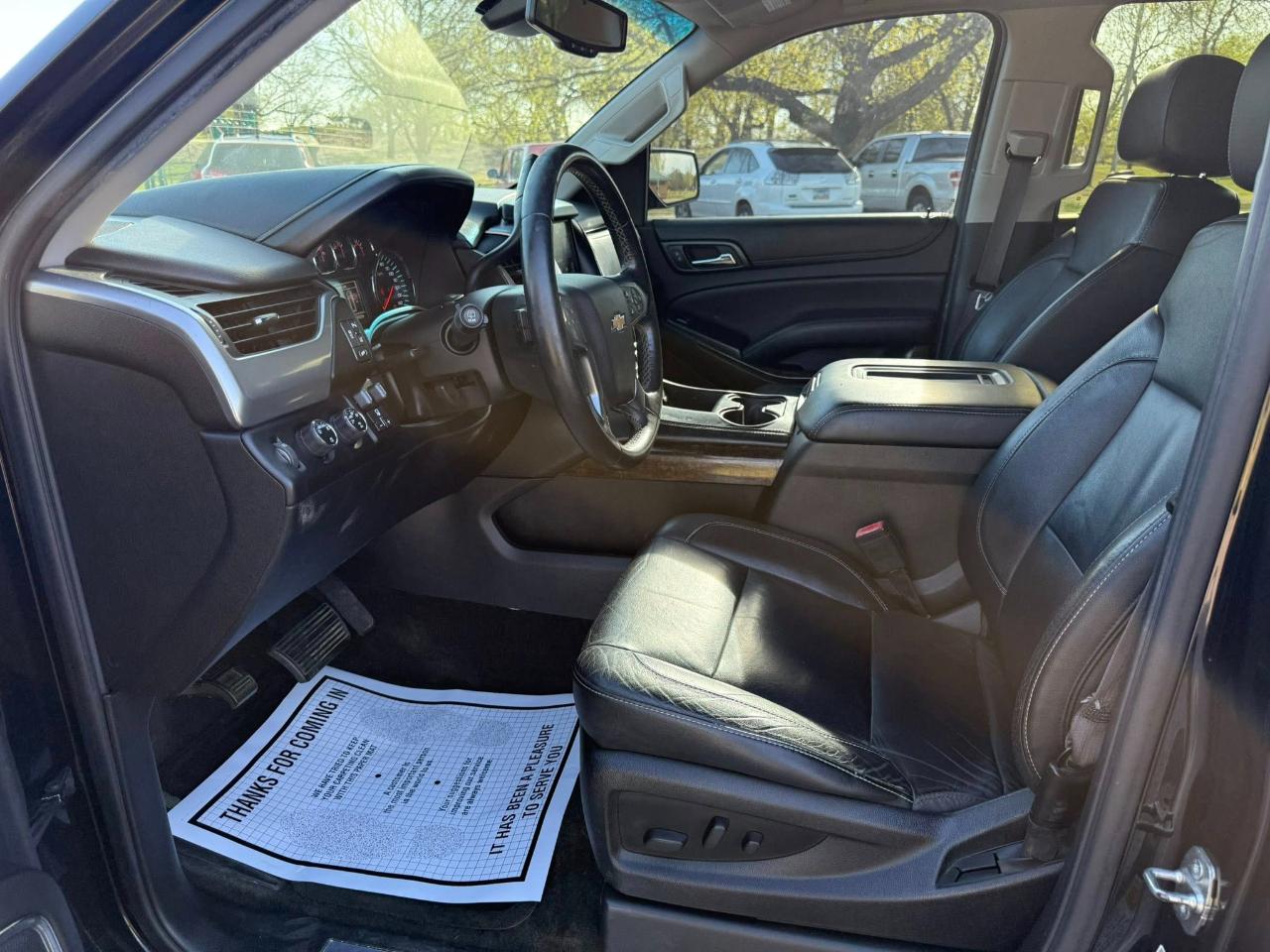 Chevrolet Suburban LT 1500 4WD 2015
