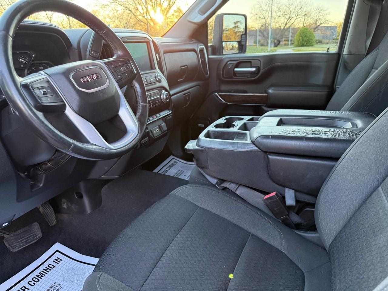 GMC Sierra 2500HD SLE Crew Cab 4WD 2022