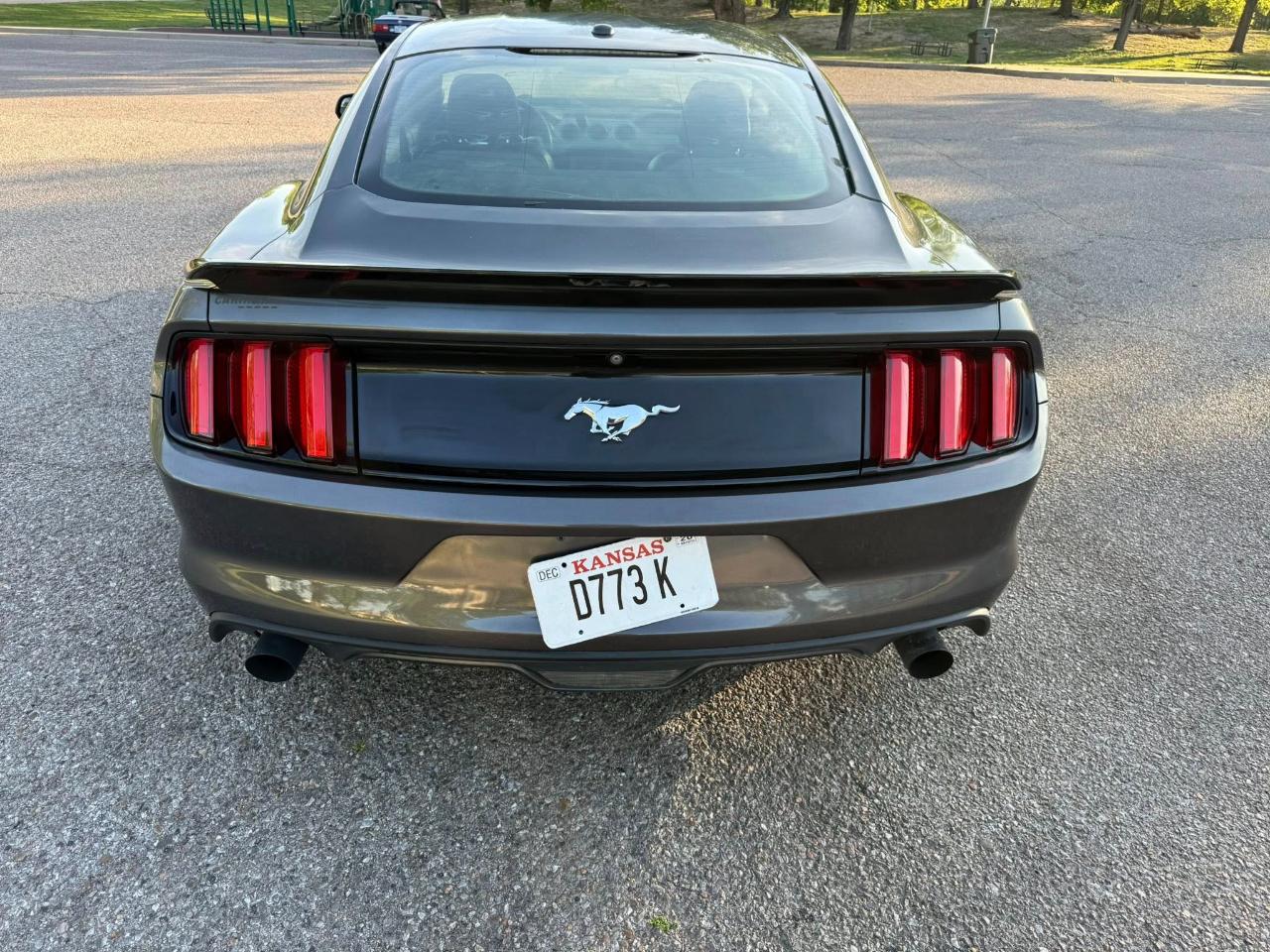Ford Mustang EcoBoost Coupe 2017
