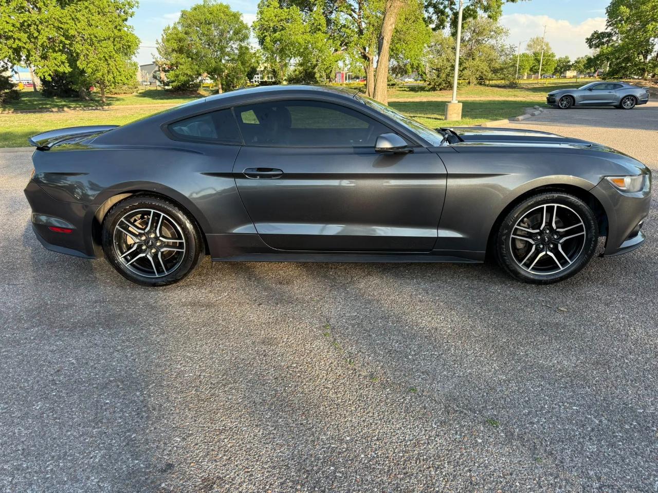 Ford Mustang EcoBoost Coupe 2017