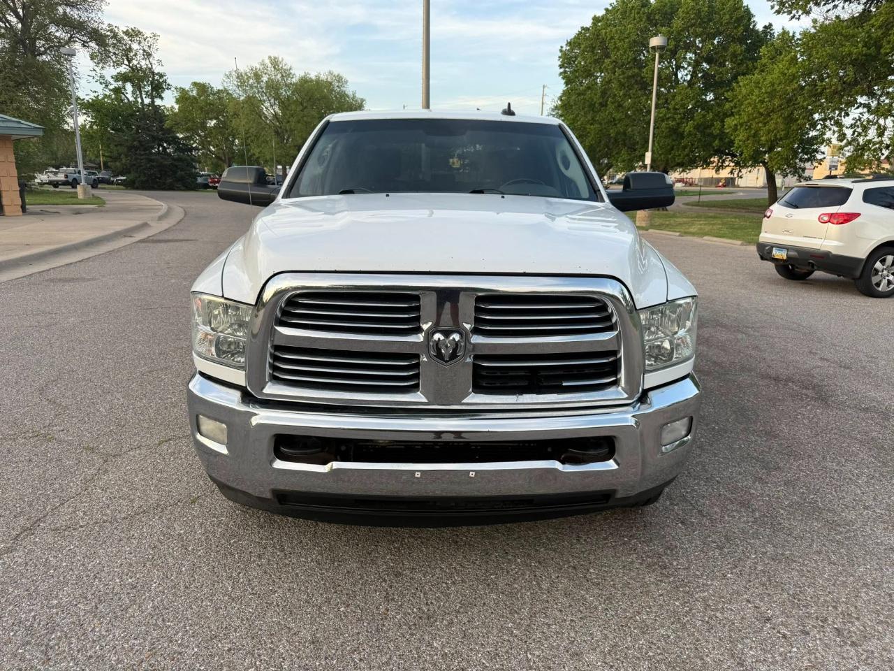 RAM 2500 SLT Crew Cab SWB 2WD 2016