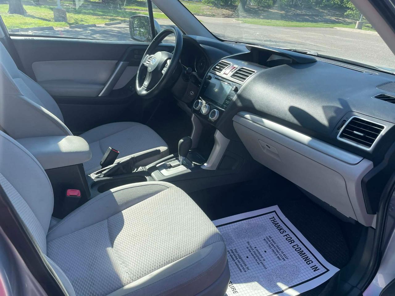 Subaru Forester 2.5i Premium PZEV CVT 2016