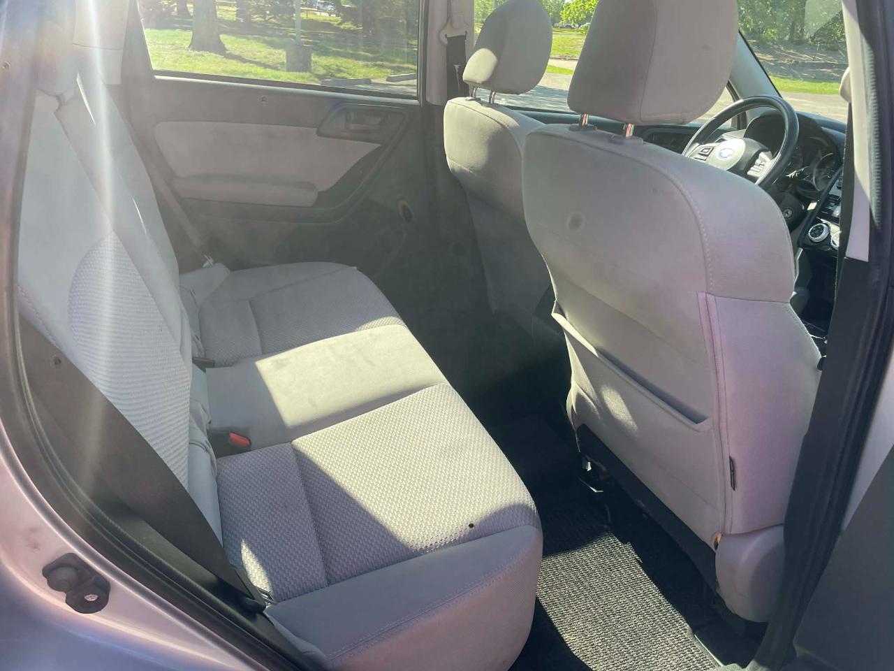 Subaru Forester 2.5i Premium PZEV CVT 2016