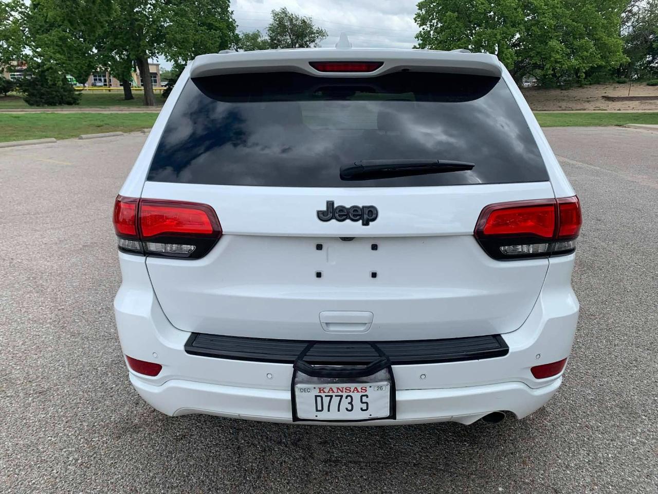 Jeep Grand Cherokee Laredo 2WD 2017