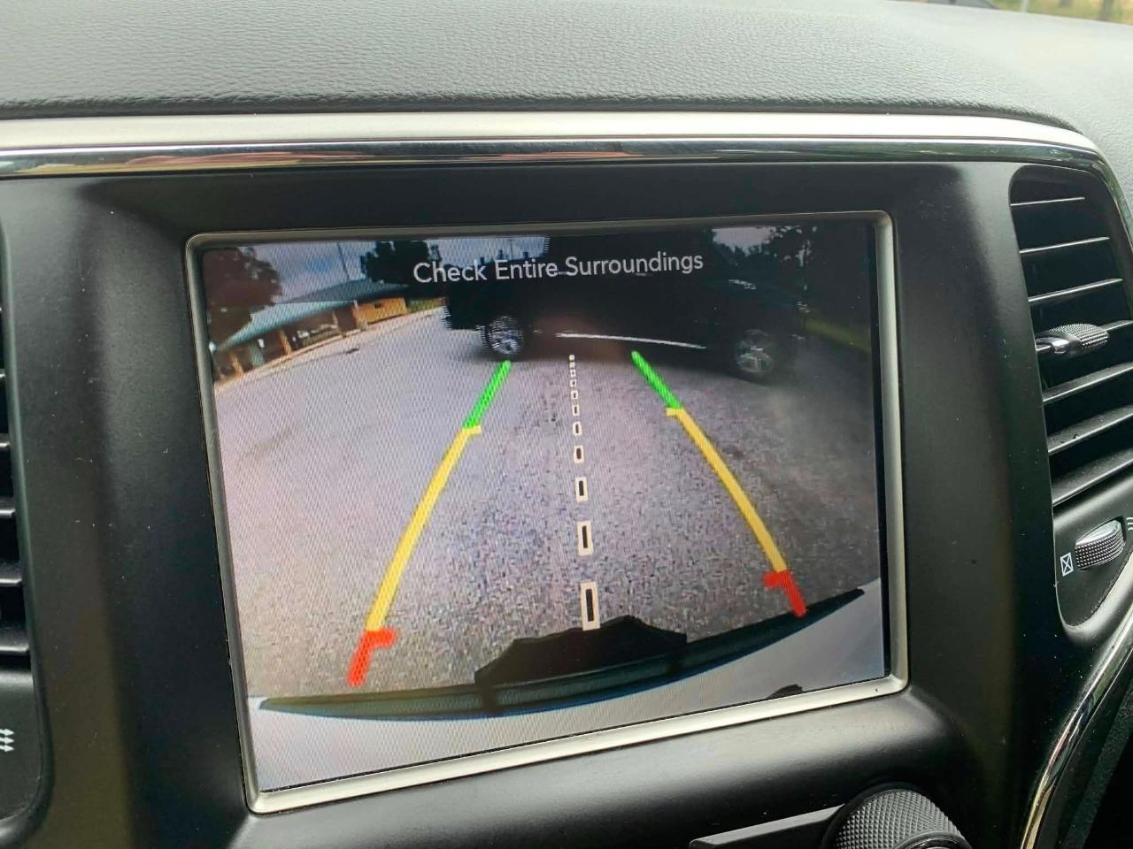 Jeep Grand Cherokee Laredo 2WD 2017