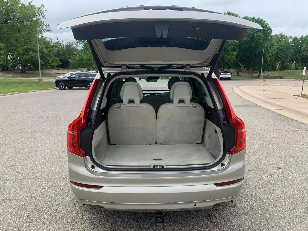 Volvo XC90 T6 Momentum AWD 2016