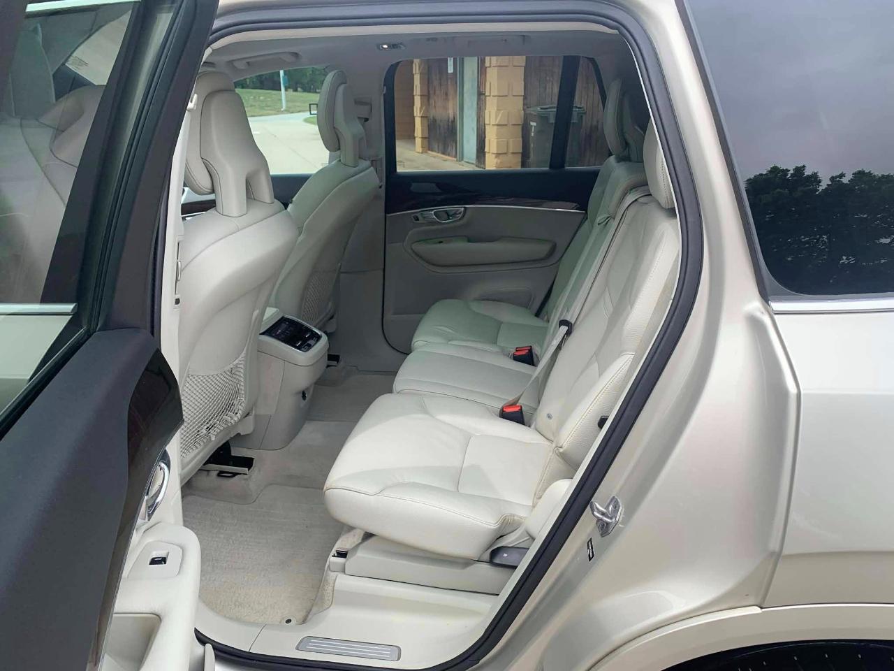 Volvo XC90 T6 Momentum AWD 2016