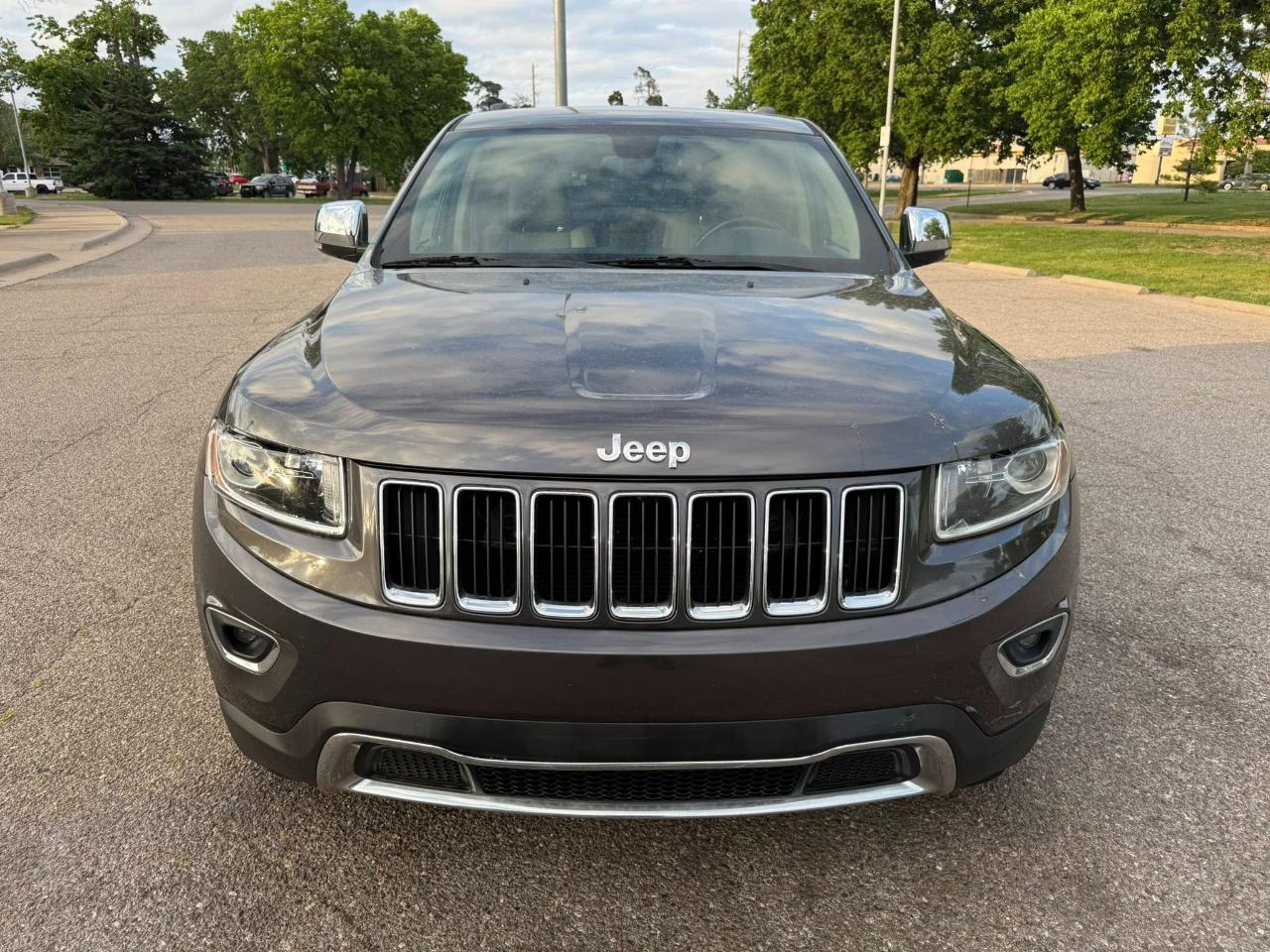 Jeep Grand Cherokee Limited 2WD 2015