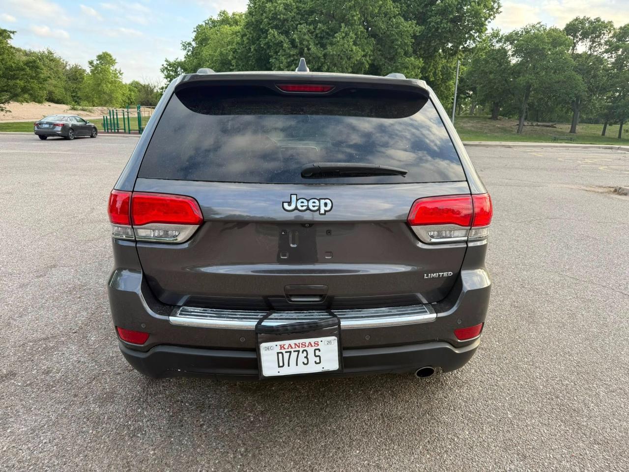 Jeep Grand Cherokee Limited 2WD 2015