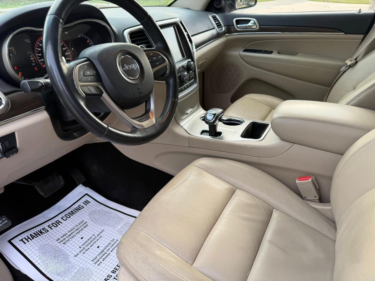 Jeep Grand Cherokee Limited 2WD 2015