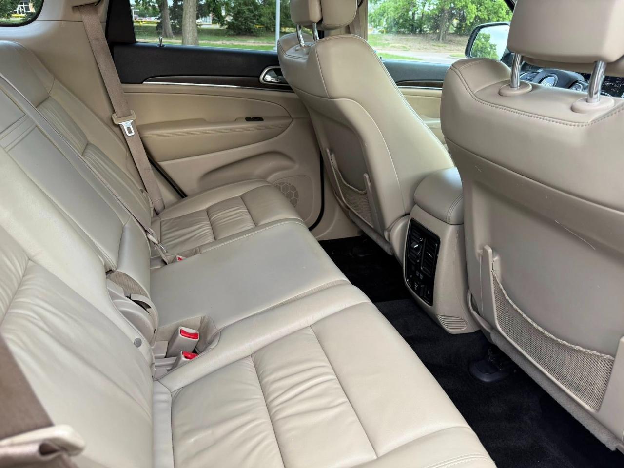 Jeep Grand Cherokee Limited 2WD 2015