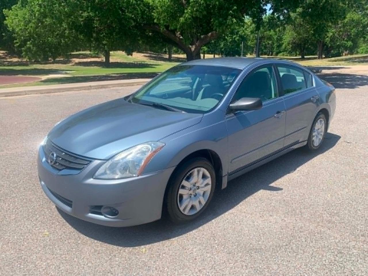 Nissan Altima 2.5 2012
